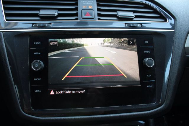 2021 Volkswagen Tiguan SE Image 45 of 48