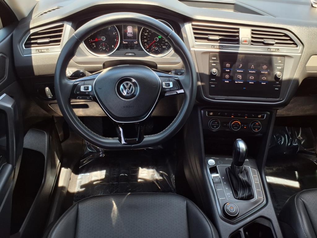 Vehicle image 18 of 35
