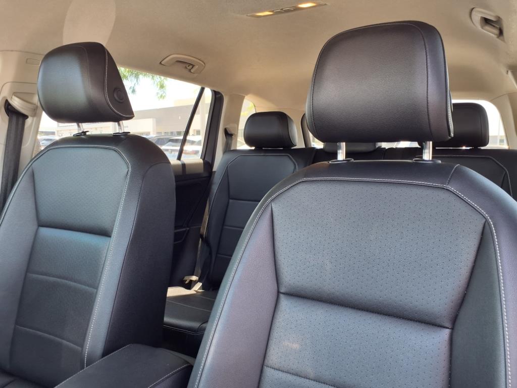 Vehicle image 16 of 35