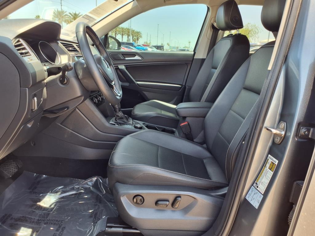 Vehicle image 15 of 35