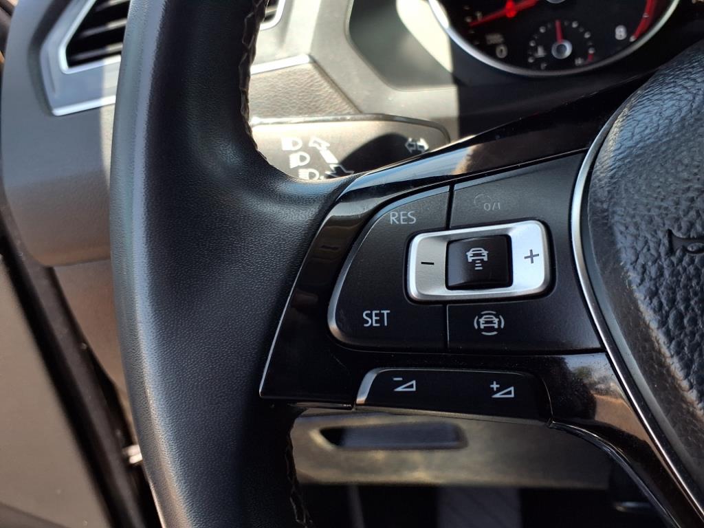 Vehicle image 34 of 35