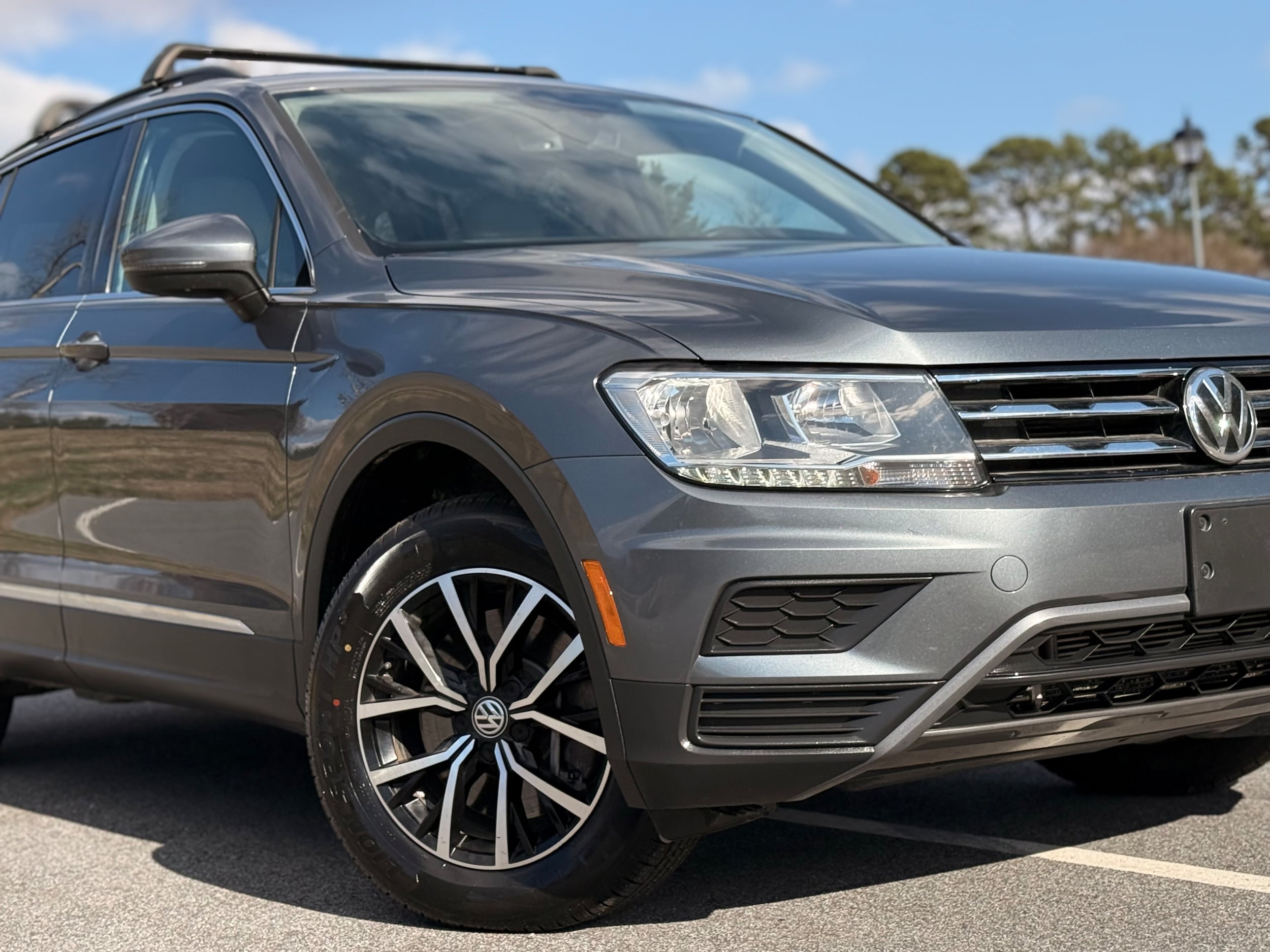 Vehicle image 5 of 33