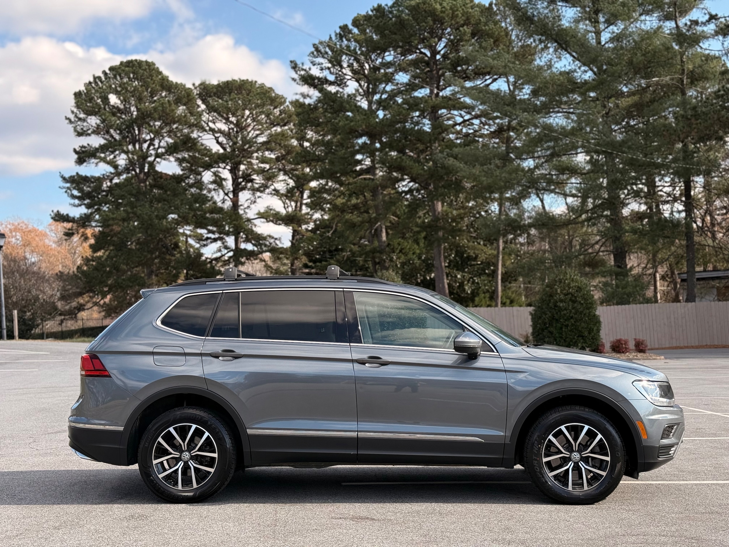 Vehicle image 7 of 33