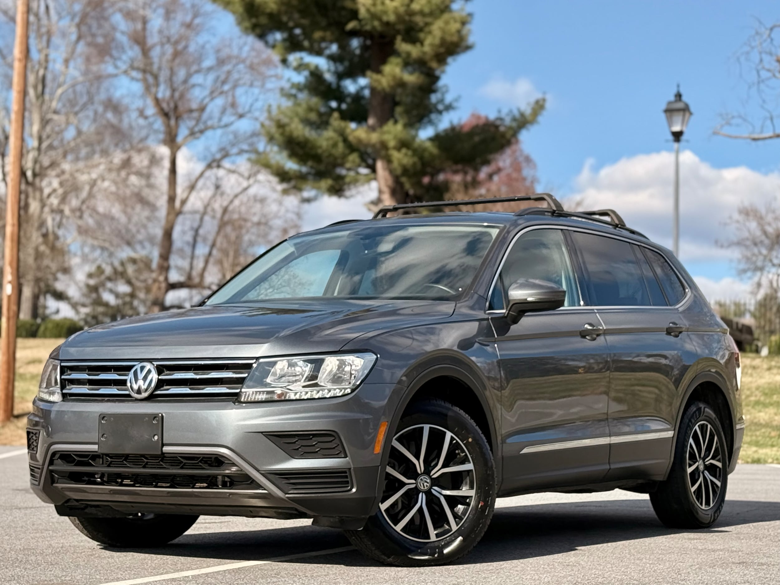 Vehicle image 2 of 33