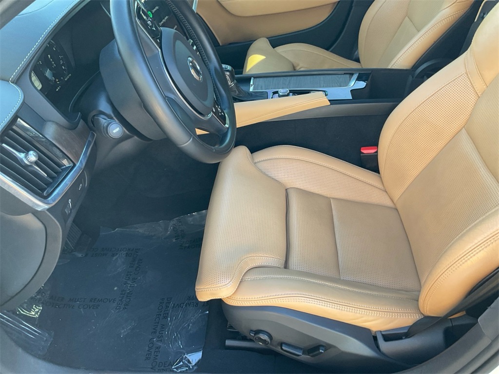 2021 Volvo S90 Inscription Image 14 of 36
