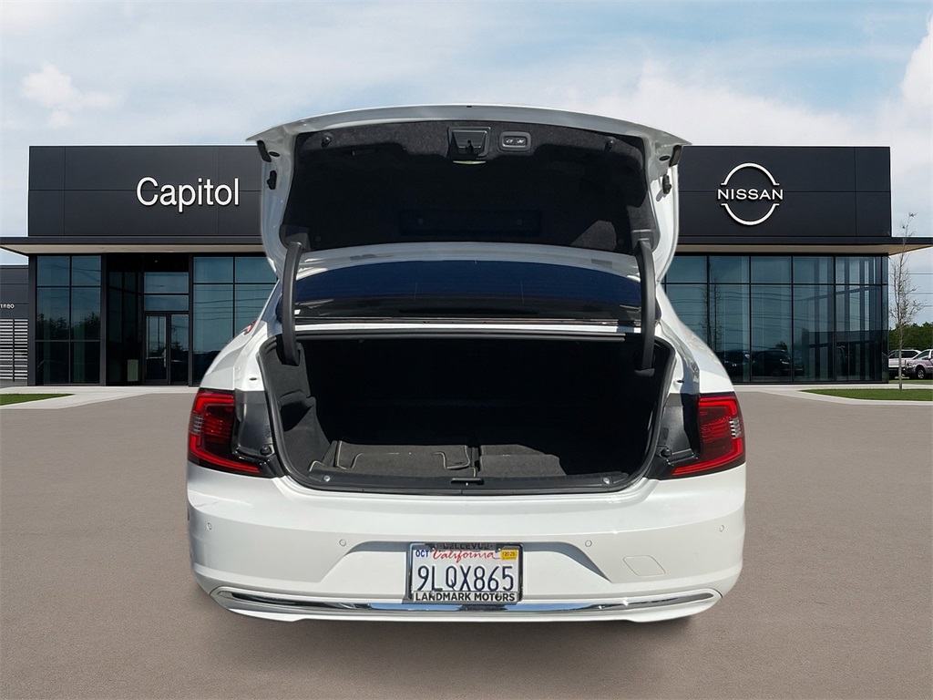 2021 Volvo S90 Inscription Image 11 of 36