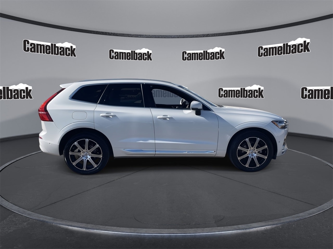 2021 Volvo XC60 Inscription Image 4 of 30