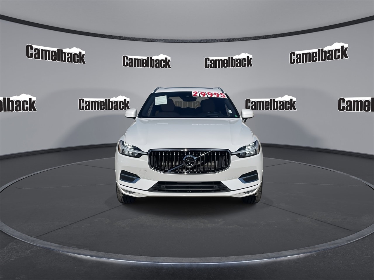 2021 Volvo XC60 Inscription Image 2 of 30