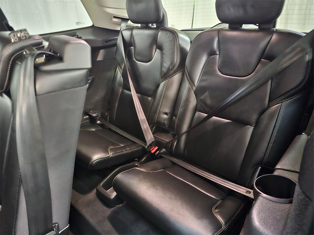 2021 Volvo XC90 Inscription Image 12 of 35