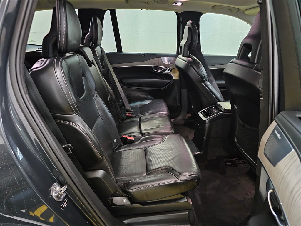 2021 Volvo XC90 Inscription Image 13 of 35