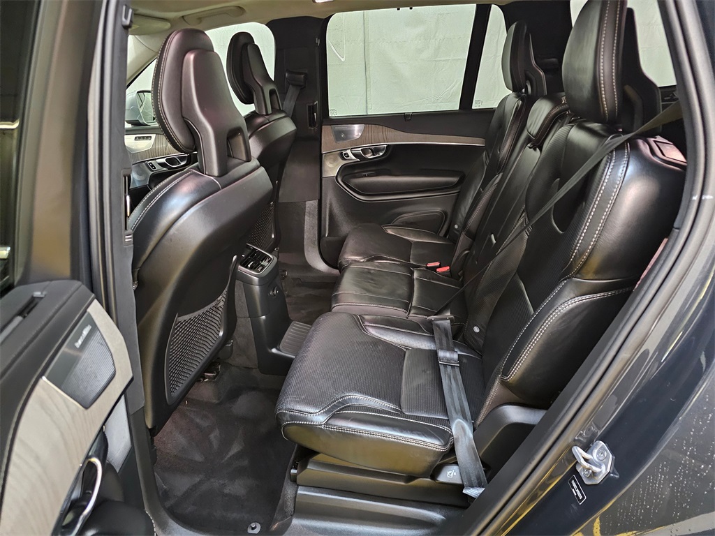 2021 Volvo XC90 Inscription Image 16 of 35