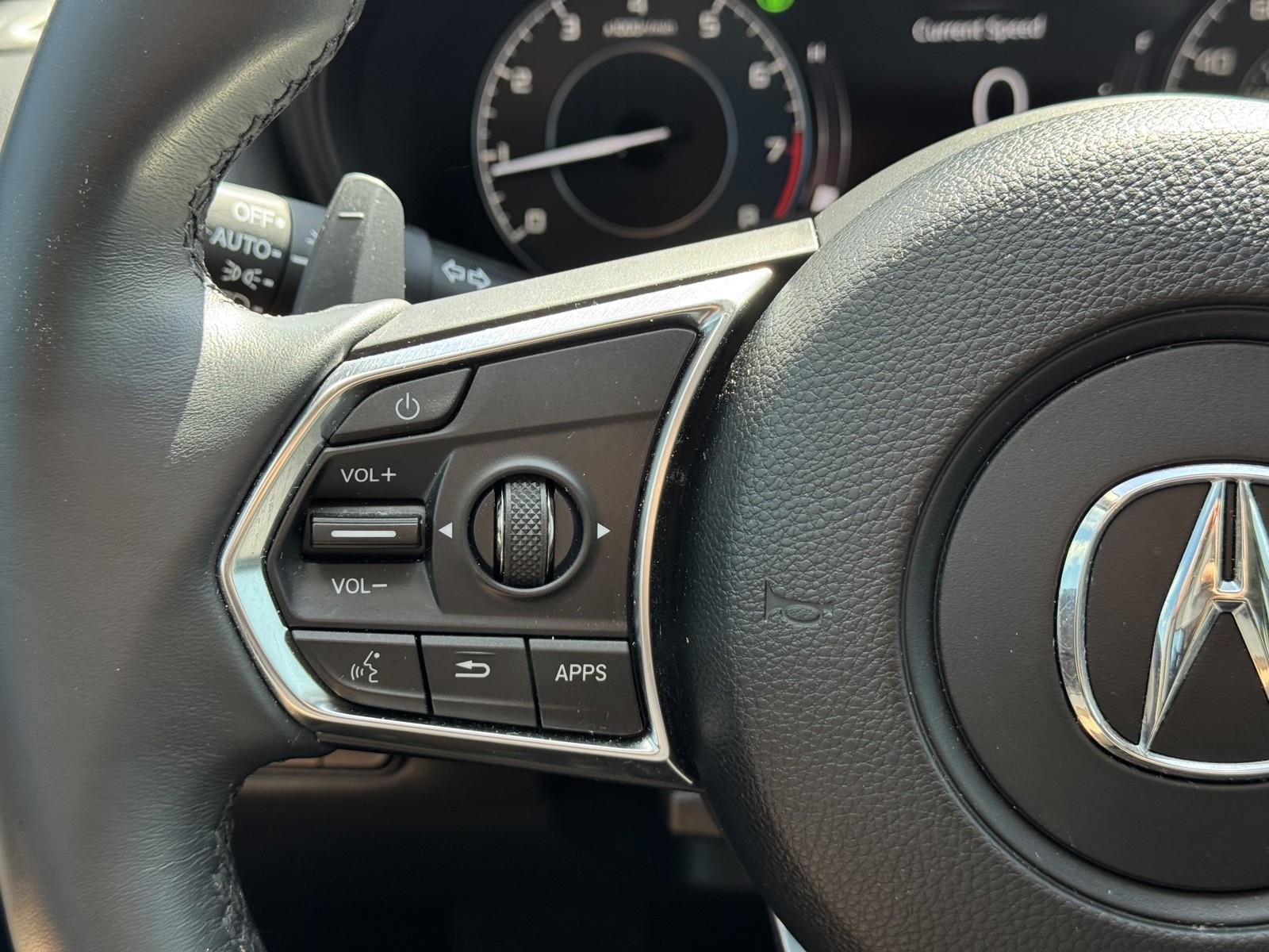 Vehicle image 15 of 23