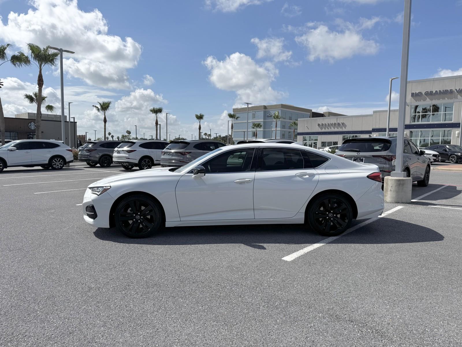 Vehicle image 8 of 23