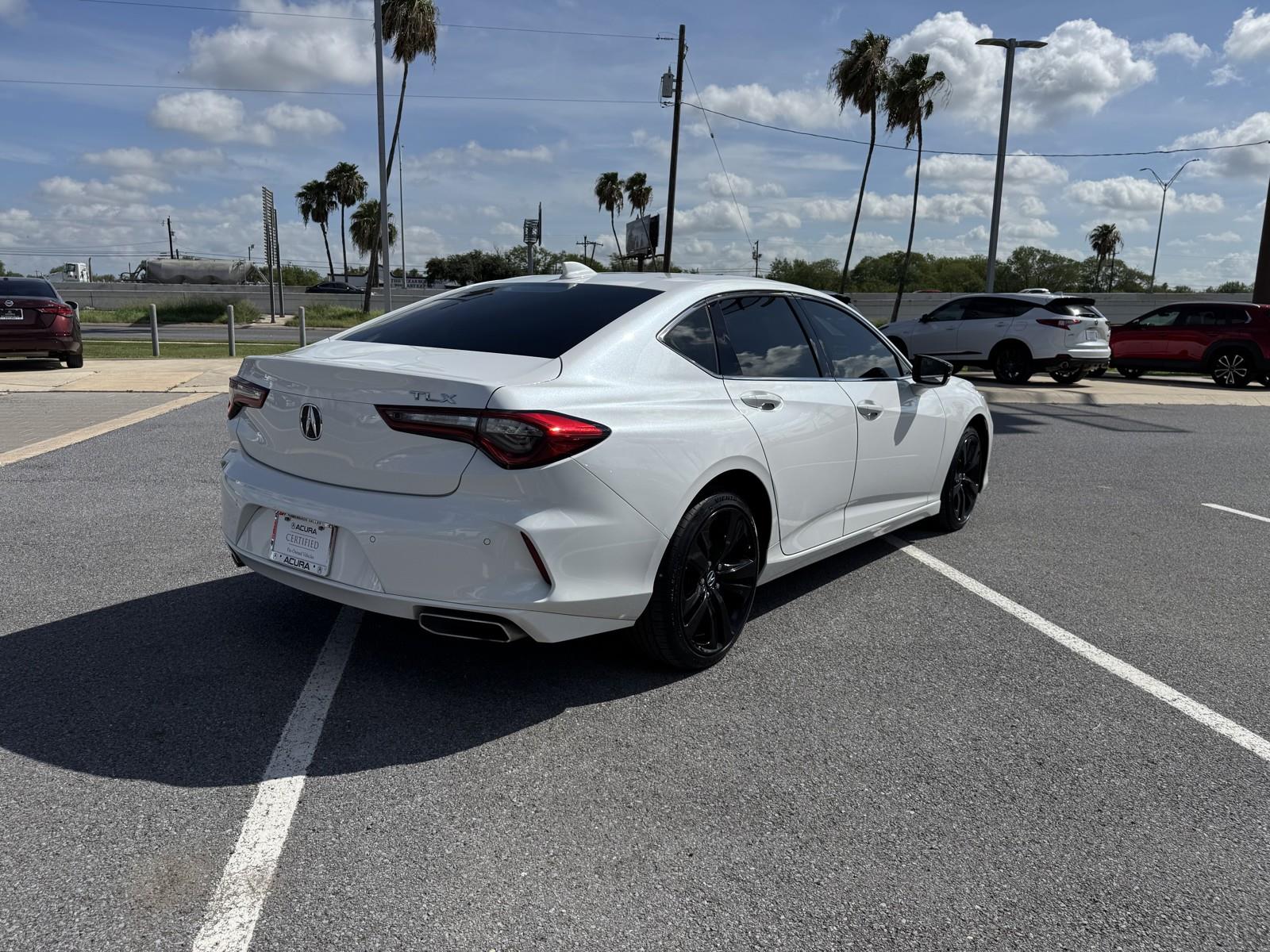 Vehicle image 5 of 23