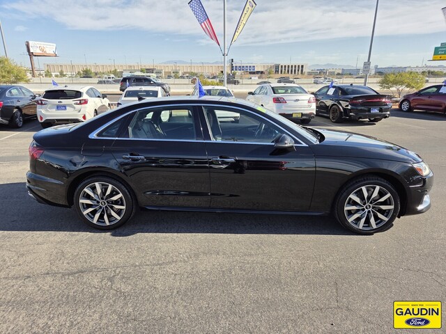 2022 Audi A4 Premium Image 3 of 24