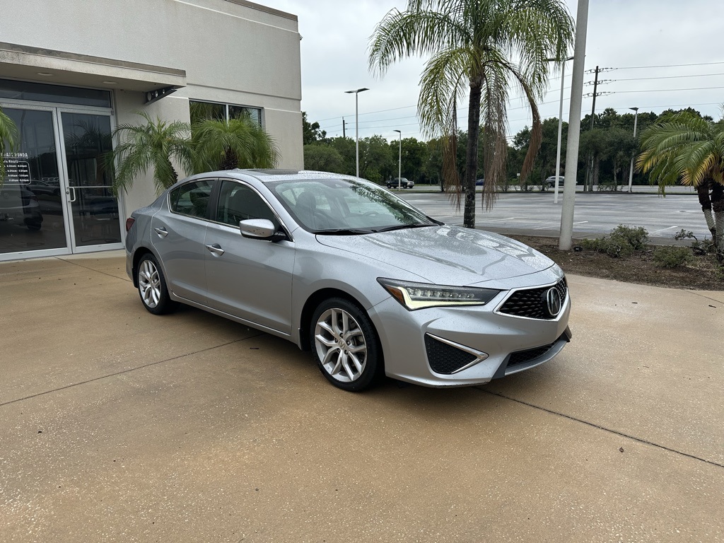 Vehicle image 3 of 34