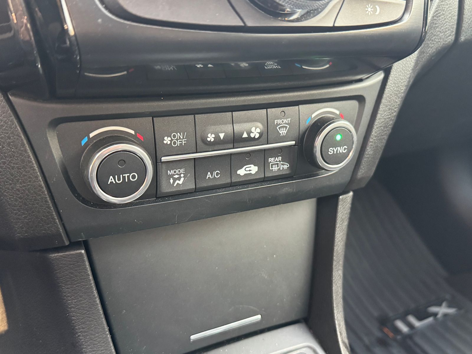 2022 Acura ILX Image 37 of 40