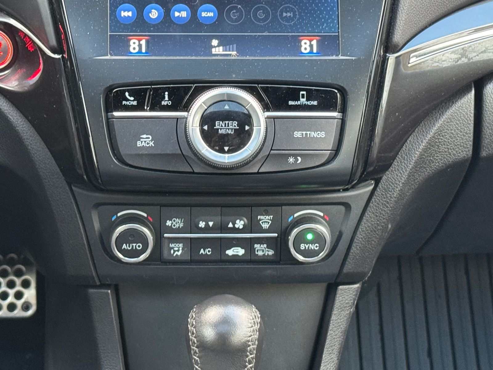 2022 Acura ILX Image 38 of 40