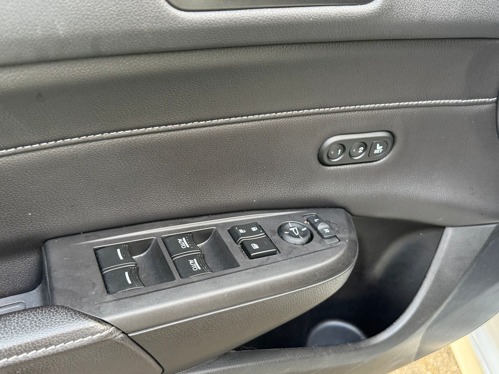 2022 Acura ILX Image 28 of 40