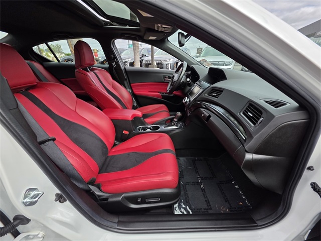 Vehicle image 9 of 34