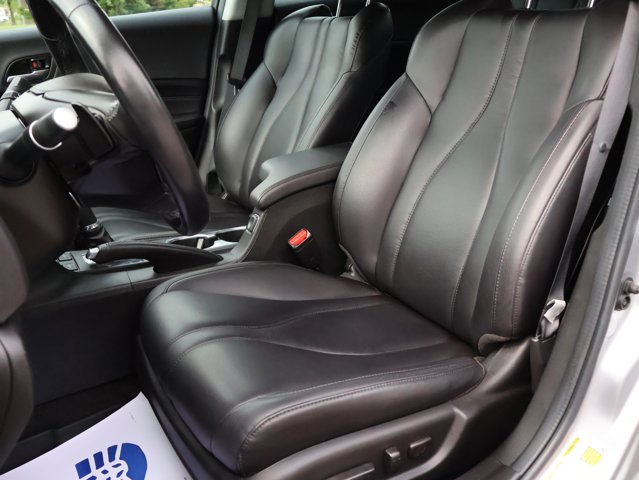 Vehicle image 46 of 57