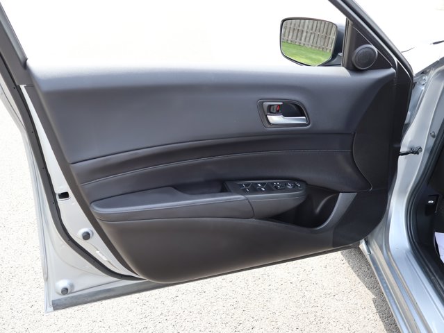 Vehicle image 24 of 57