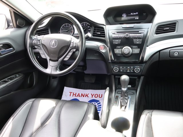 Vehicle image 16 of 57