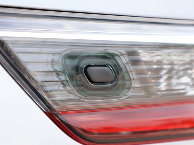 Vehicle image 22 of 57
