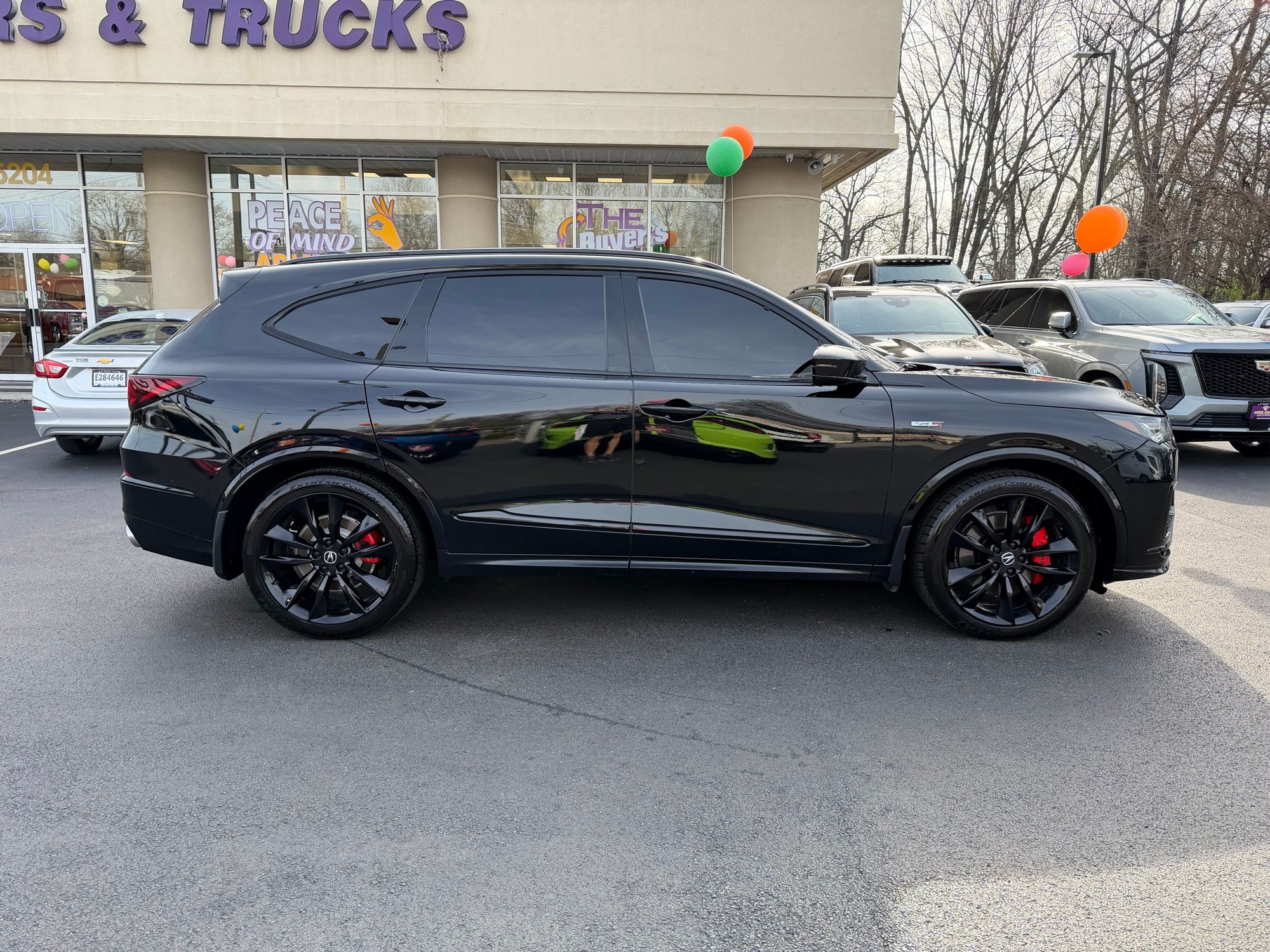 2022 Acura MDX Type S Advance Image 3 of 36