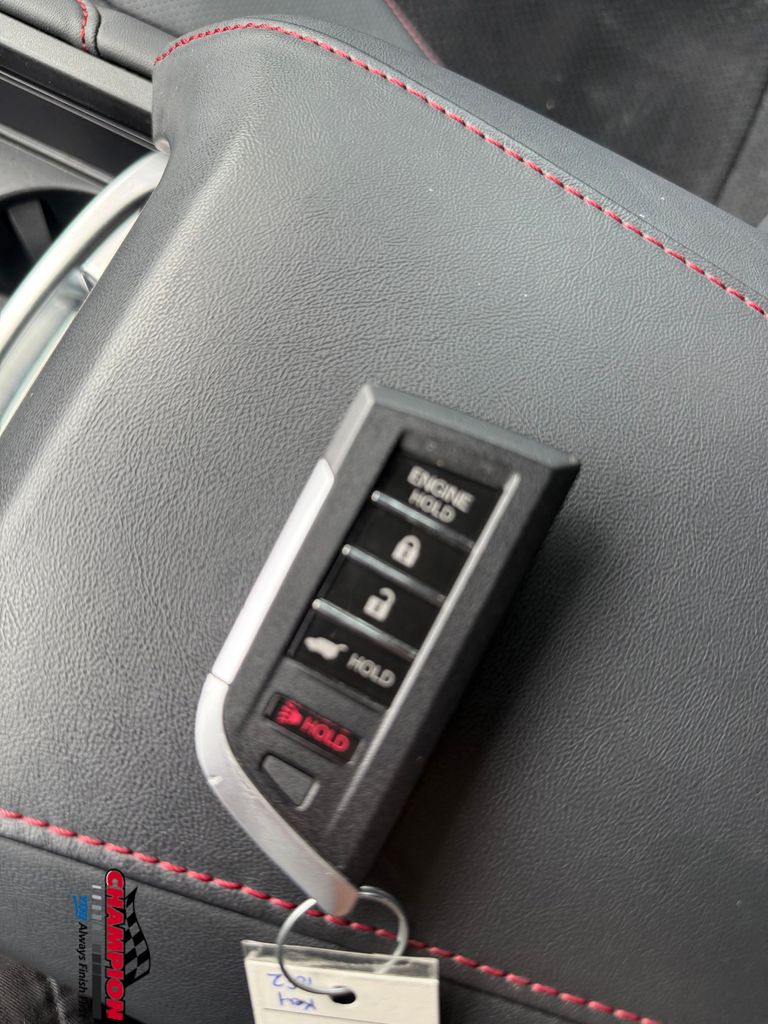 Vehicle image 22 of 29
