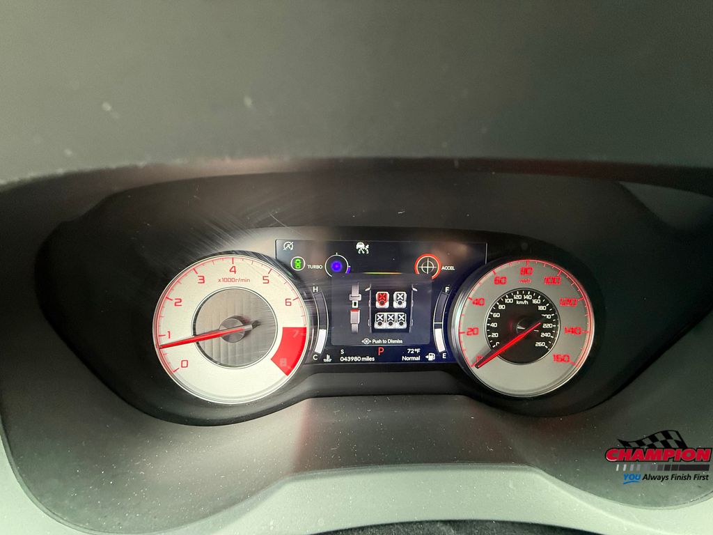 Vehicle image 21 of 29