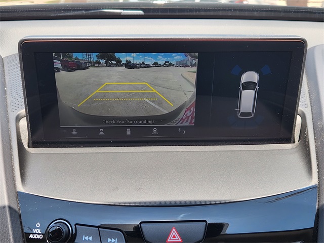 Vehicle image 14 of 23