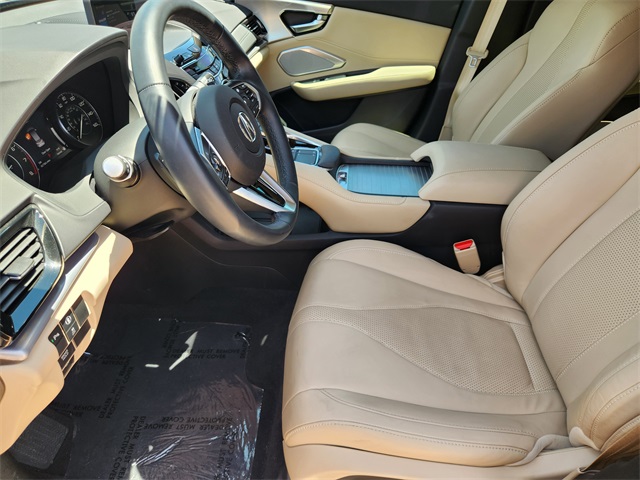 Vehicle image 23 of 23