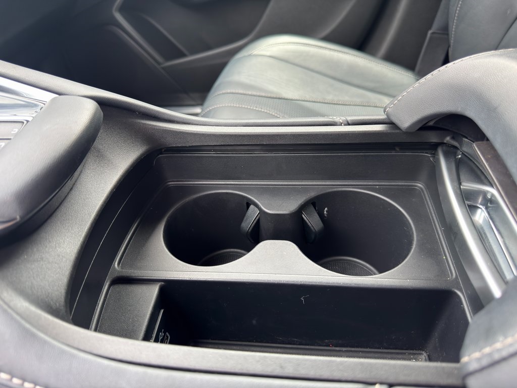 Vehicle image 26 of 50