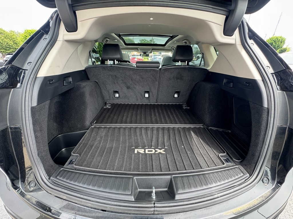 Vehicle image 36 of 50