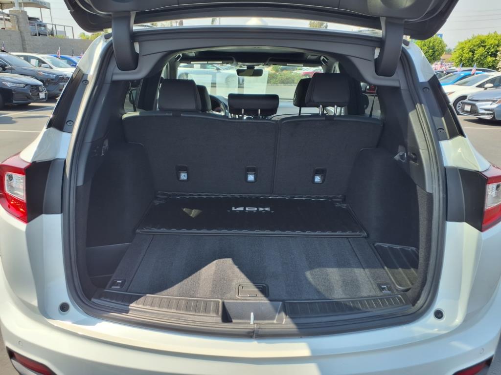 Vehicle image 11 of 27