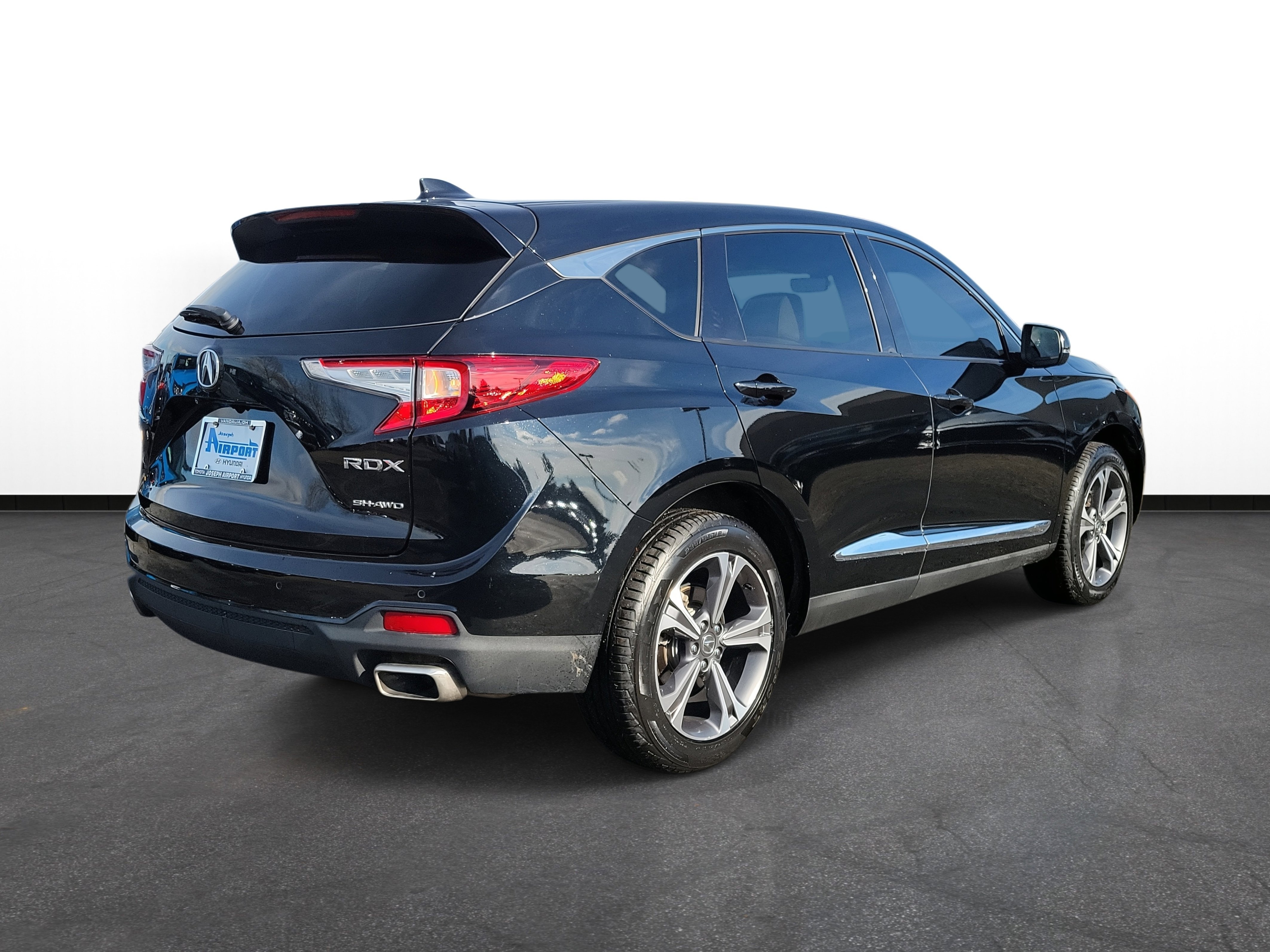 2022 Acura RDX Advance Image 3 of 30