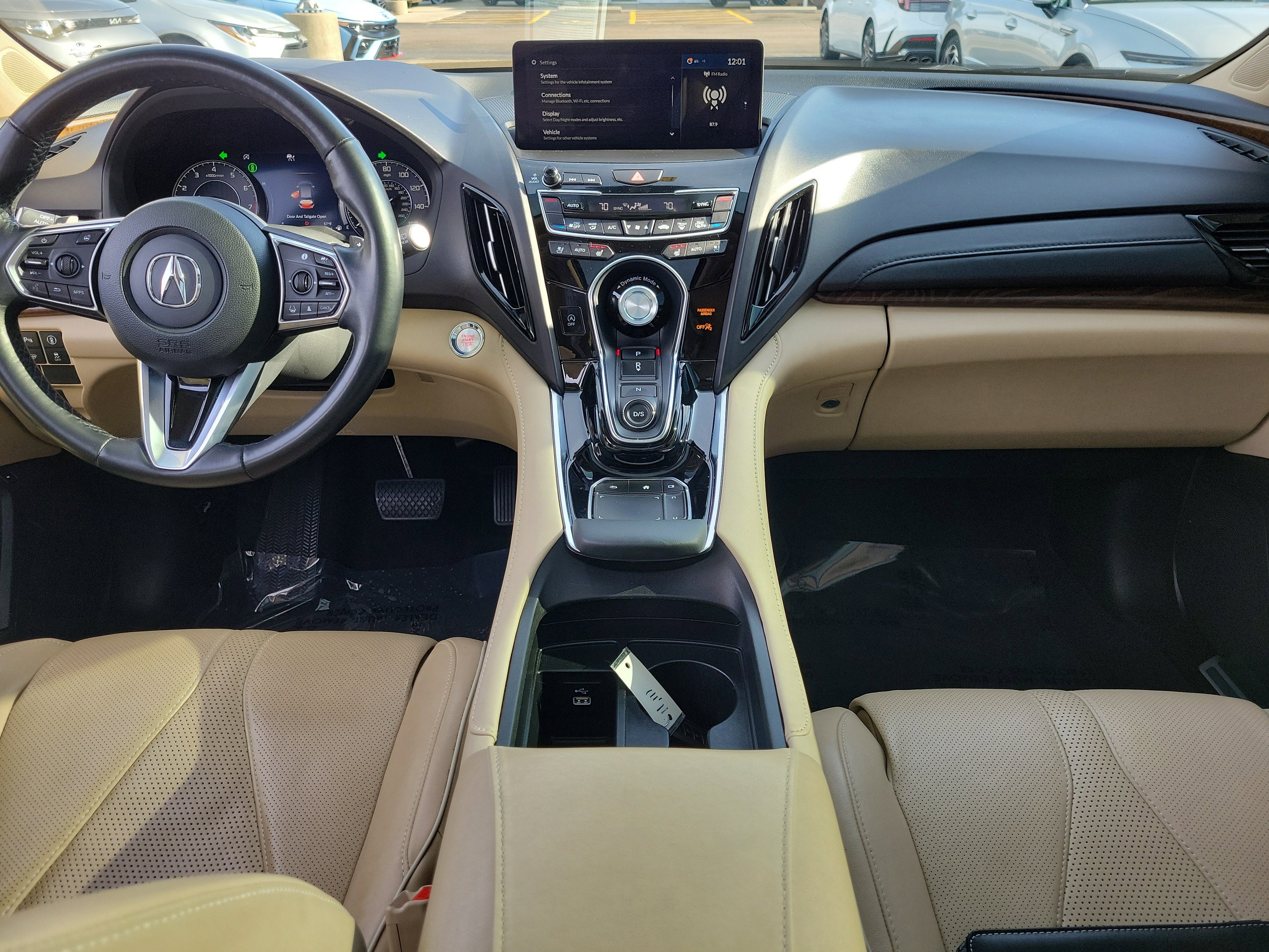 2022 Acura RDX Advance Image 12 of 30