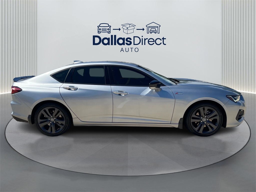 Vehicle image 4 of 30