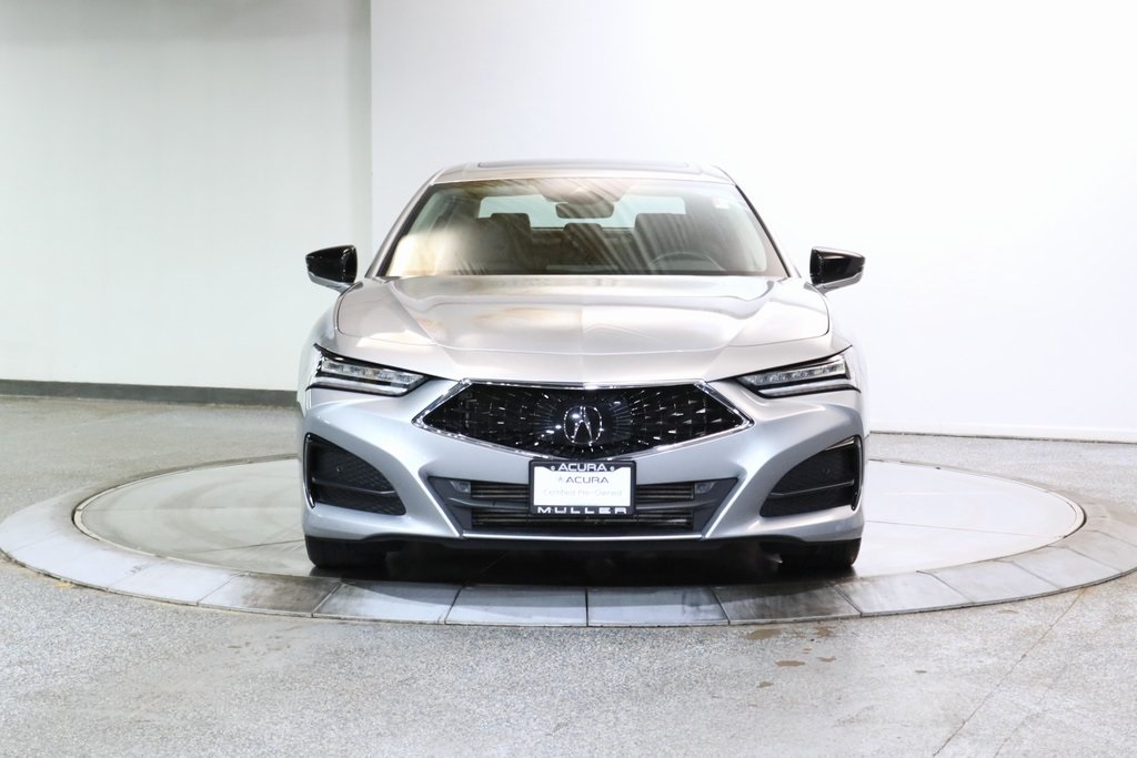Vehicle image 2 of 28