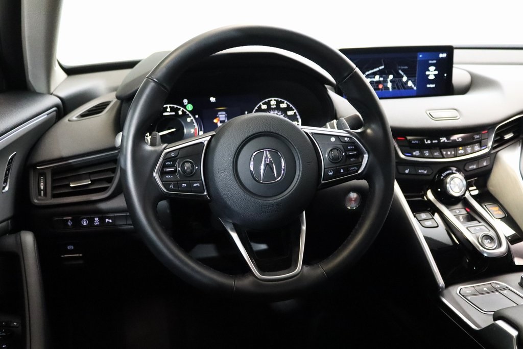 Vehicle image 13 of 28