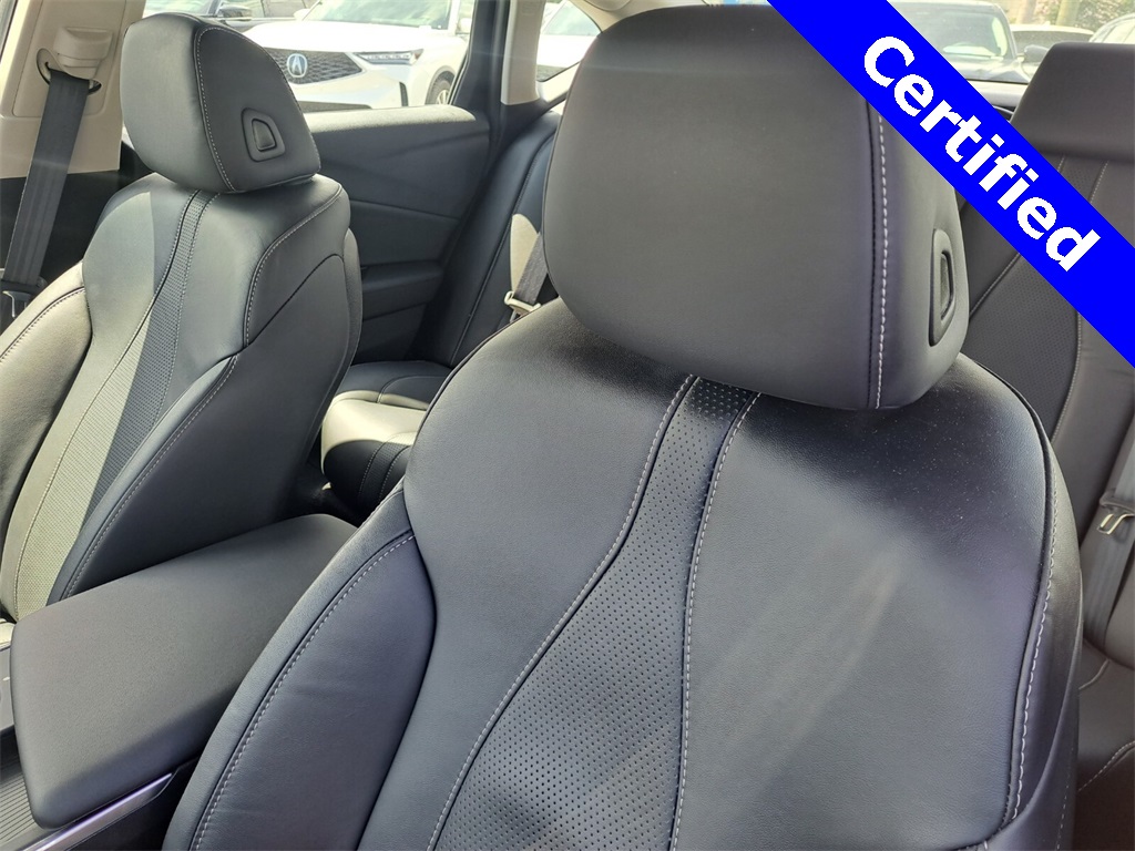 Vehicle image 13 of 28