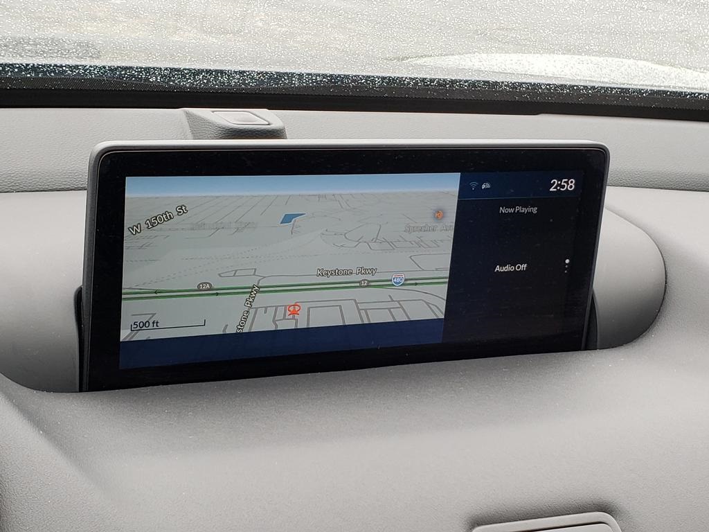 Vehicle image 21 of 27
