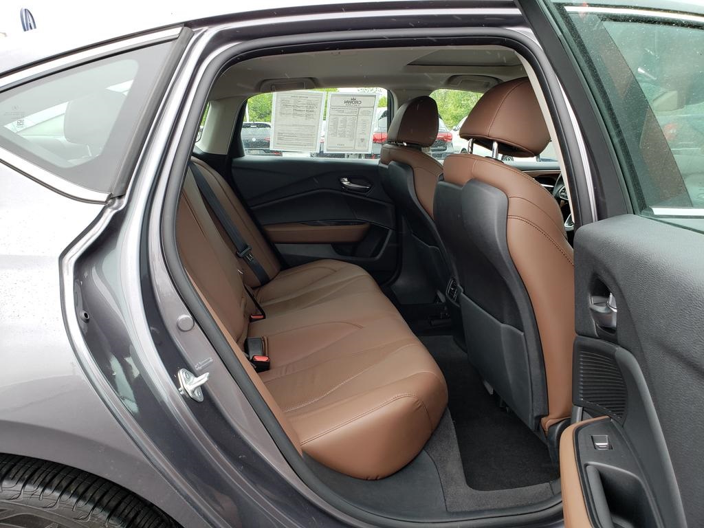 Vehicle image 15 of 27
