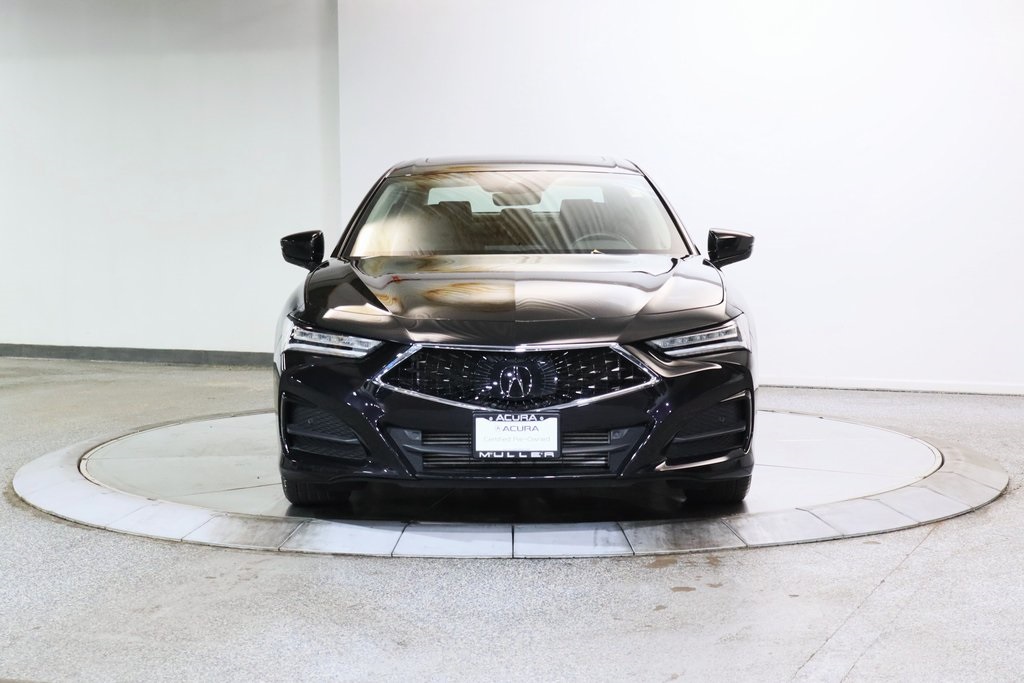 Vehicle image 2 of 28