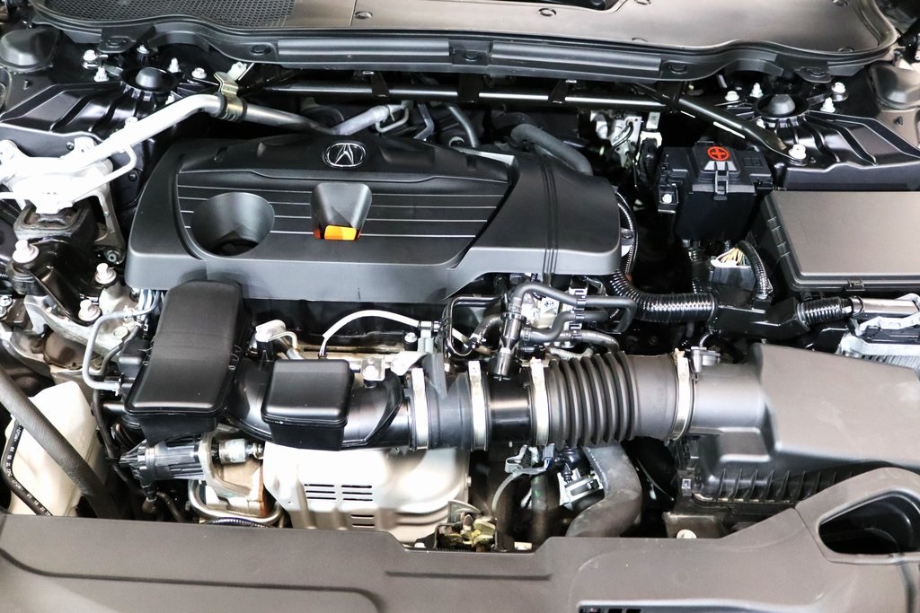 Vehicle image 26 of 28