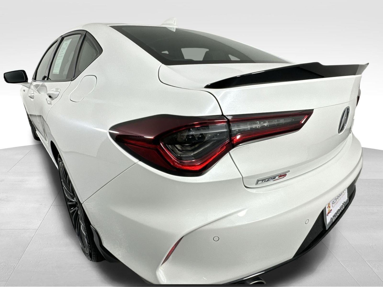 Vehicle image 25 of 35