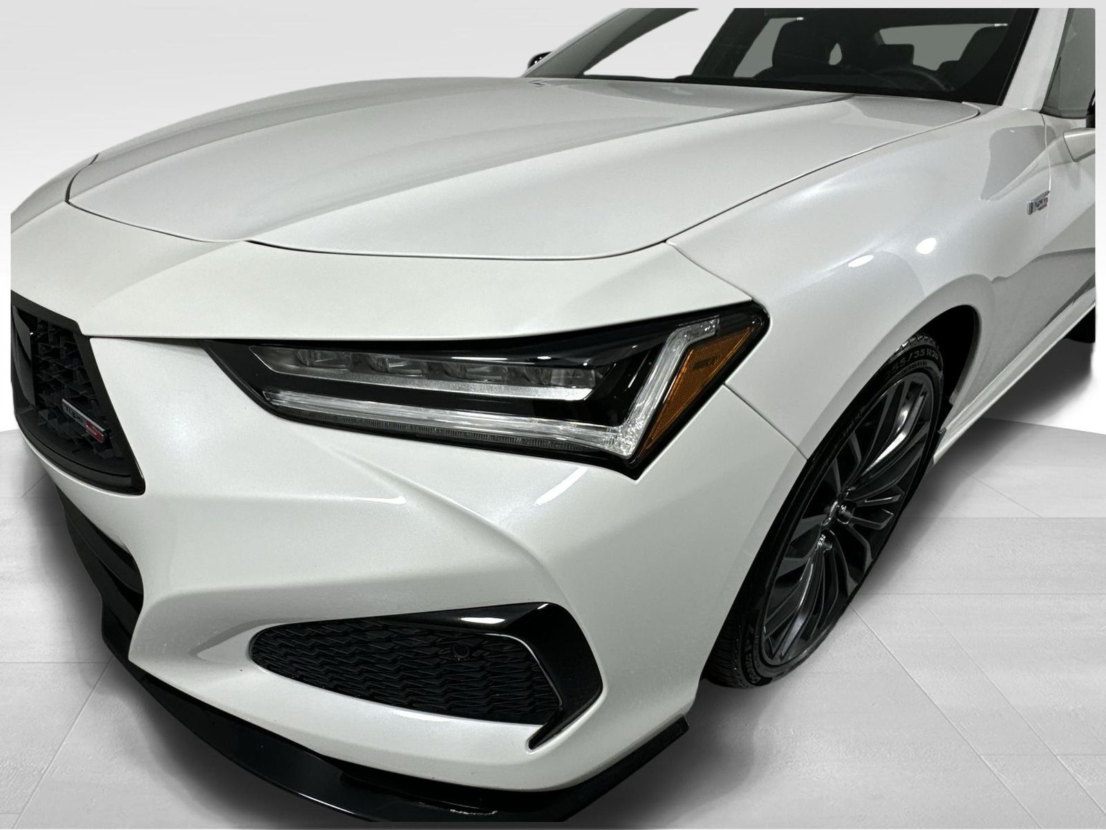 Vehicle image 4 of 35