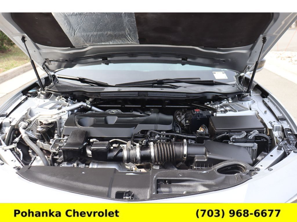 Vehicle image 38 of 40