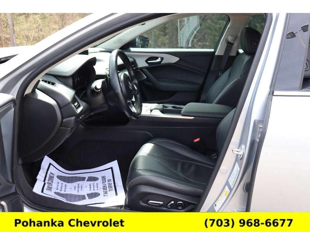 Vehicle image 29 of 40